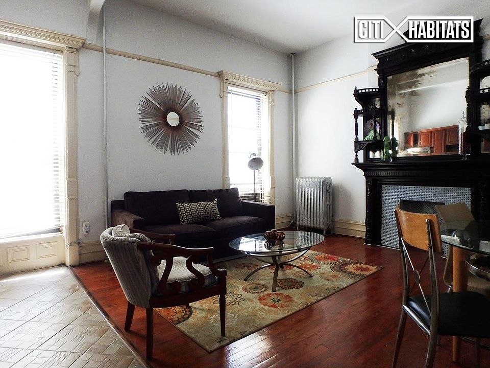 1st image of 270 Hancock St APT 2