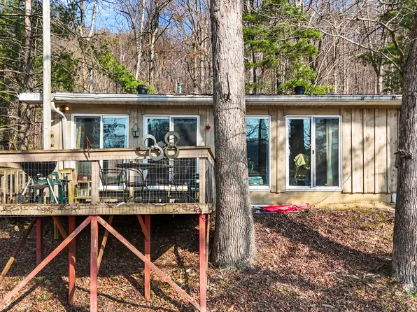 1810 Calk Lake Rd, Jeffersonville, KY 40337