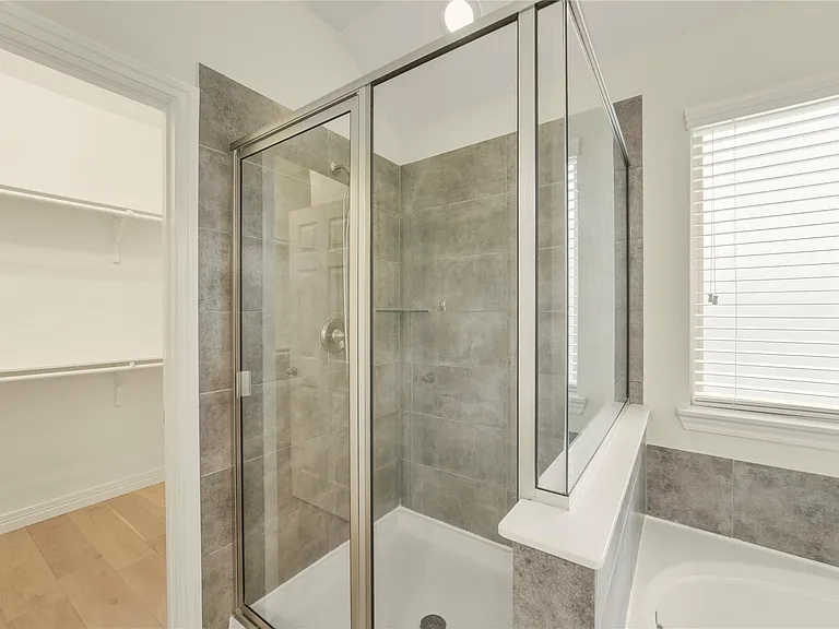 10919 Walts Run Ln — Photo 44