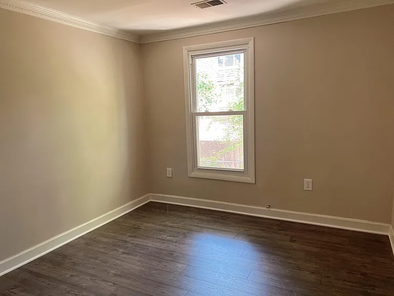 118 Middle Point Ct — Photo 15