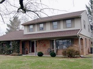 598 Doe Run Rd, Lititz, PA 17543