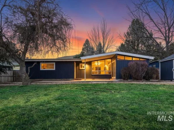 2904 N Bogus Basin Rd, Boise, ID 83702