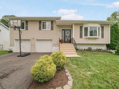 19 Ted Miller Drive, Maybrook, NY, 12543
