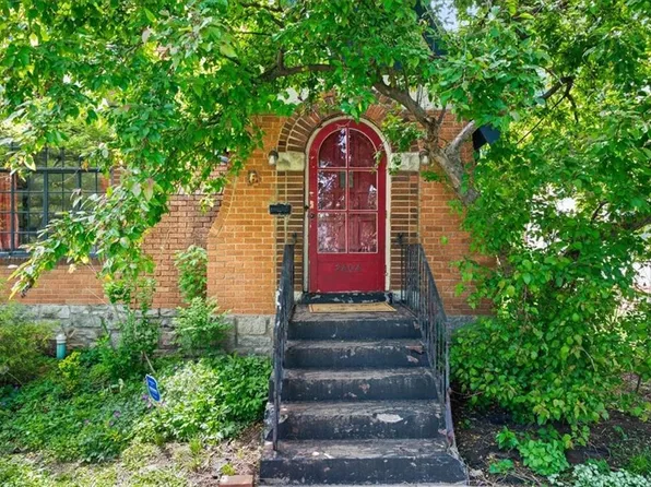 7404 Walnut St, Kansas City, MO 64114