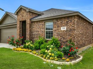 736 Glover Dr, Aubrey, TX 76227
