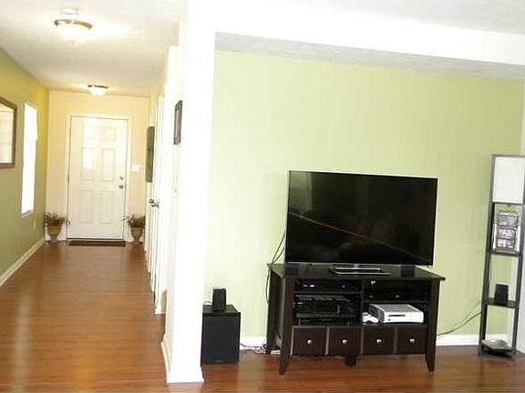 3rd image of 167 Clear Branch Dr