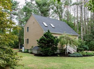 56 Bradford Ln, Rochester, MA 02770