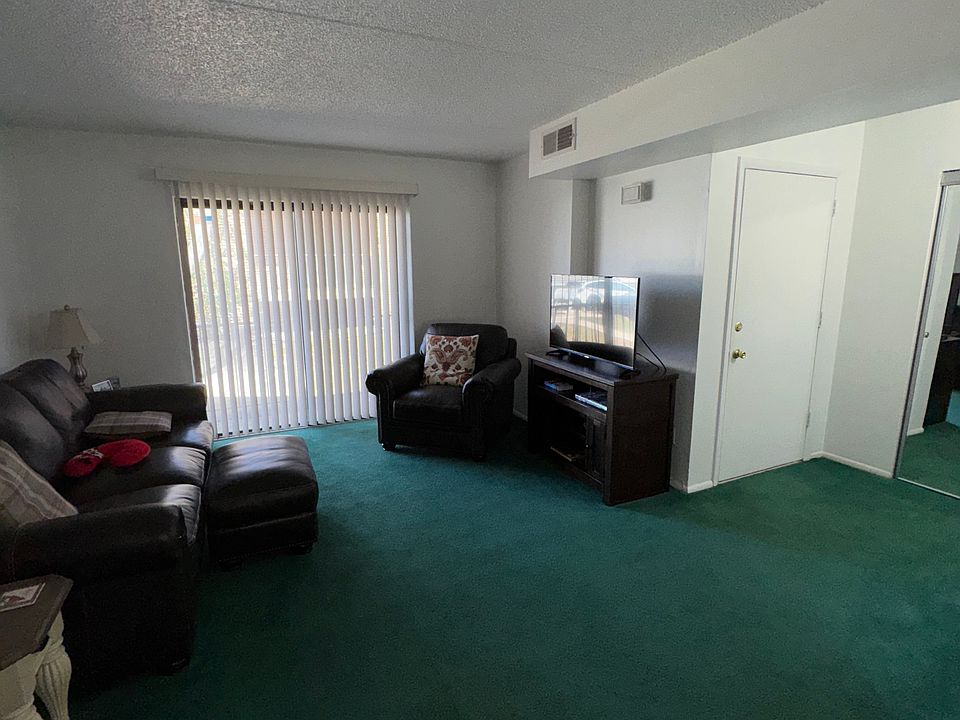 Spacious living Area