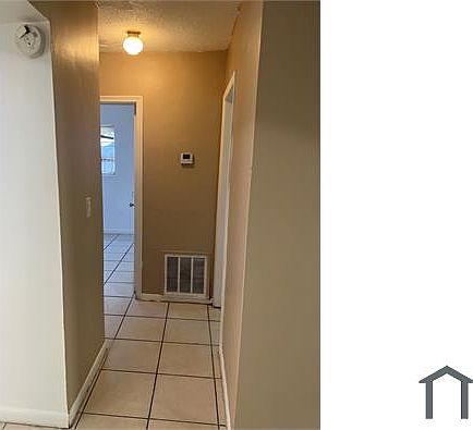 4th image of 6301 Moseley St Unit 2