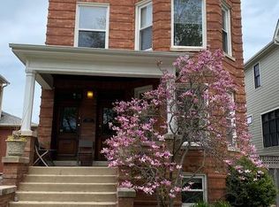 2024 W Leland Ave FLOOR 1, Chicago, IL 60625