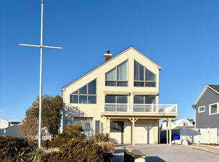 724 Newell Ave, Manahawkin, NJ