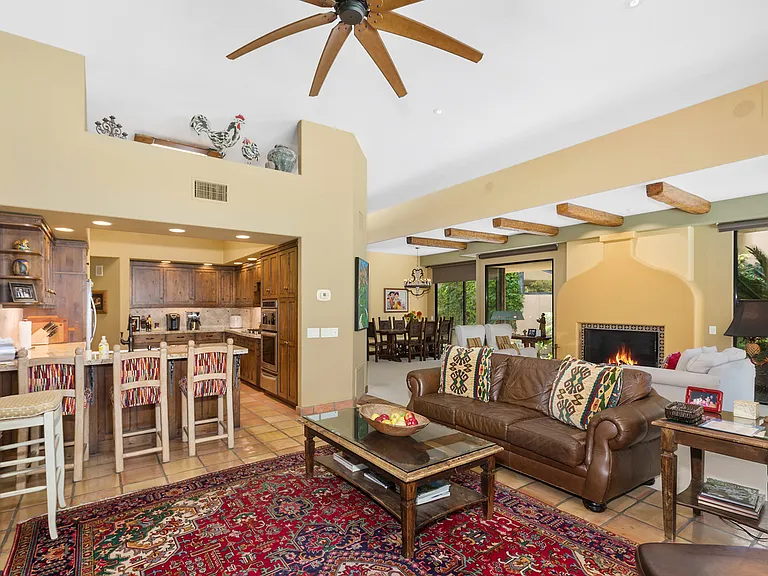 76900 Avenida Fernando — Photo 12