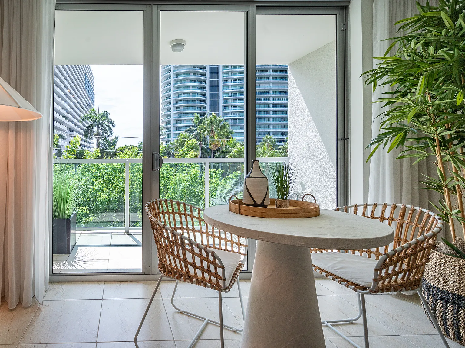 1550 Brickell Avenue — Photo 2