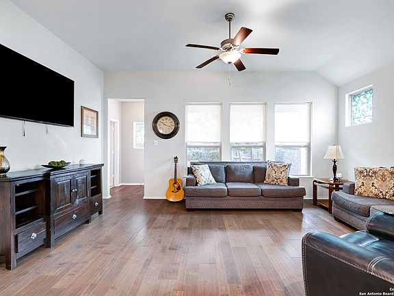 4th image of 11703 Bricewood Heights