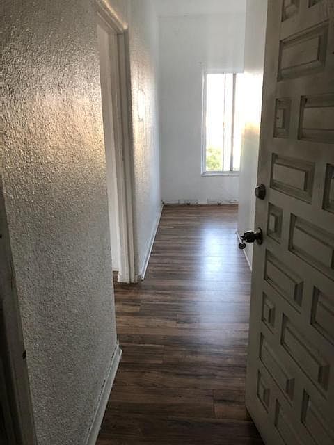 1st image of 220 S Jackson St APT 307