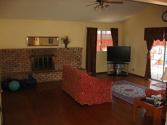 3rd image of 1477 Fairhaven Dr