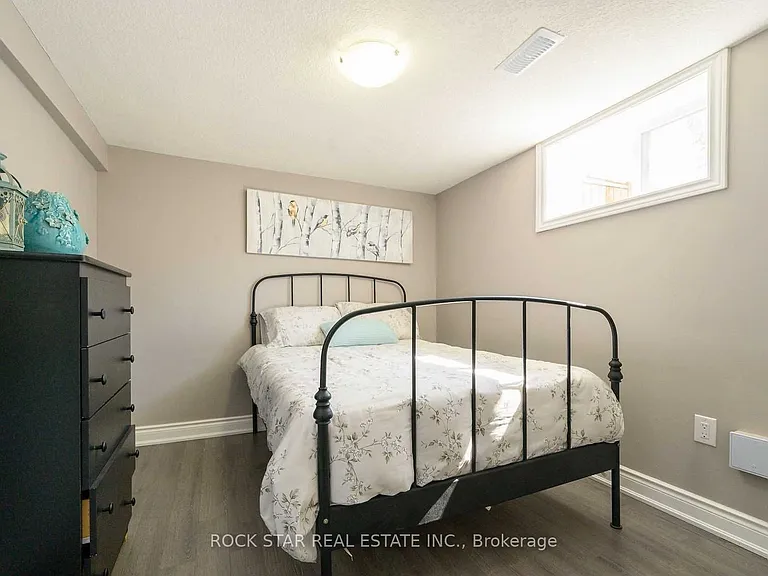 387 Upper Gage Ave #LOWER — Photo 6