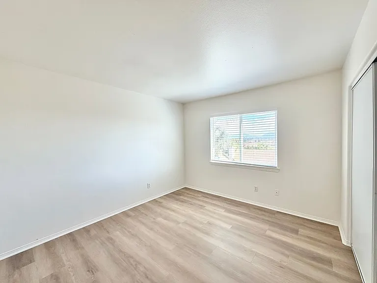 31409 Orchard Ln — Photo 27