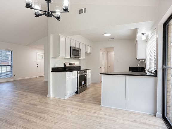 2nd image of 3400 Spring Meadow Ln