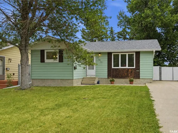 1063 Dorothy STREET, Regina, SK S4X 1E8