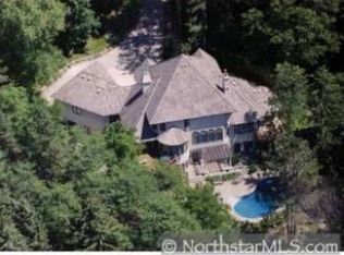 12105 Hilloway Rd W, Minnetonka, MN 55305