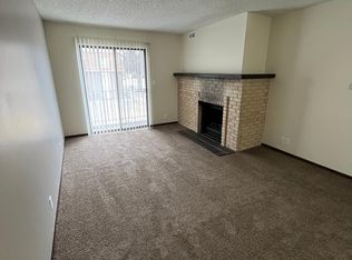 4641 Huntington Ave #13, Lincoln, NE 68504