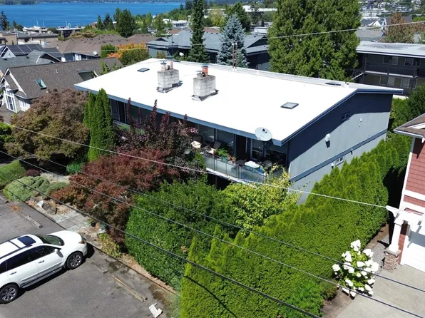 324 6th Avenue S, Kirkland, WA 98033