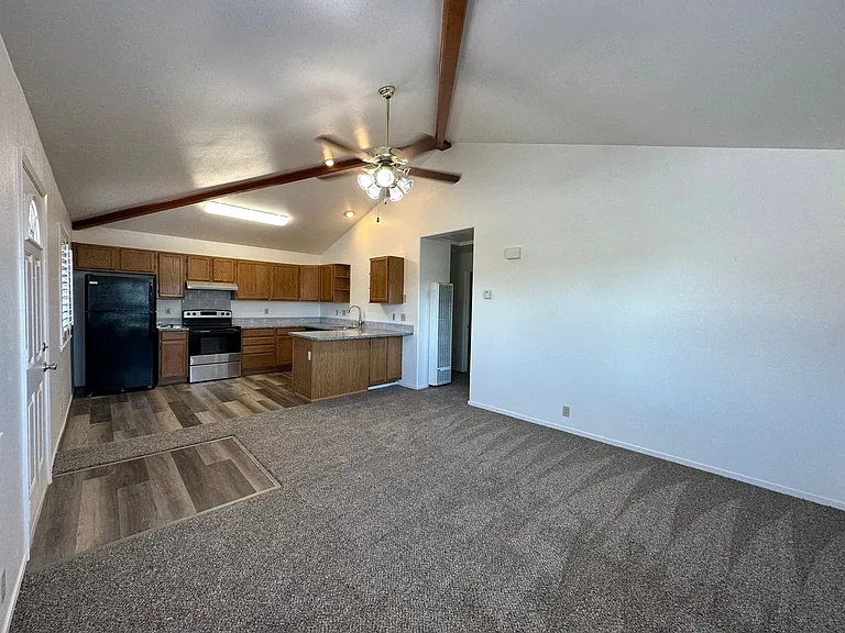 619 Military E — Photo 3