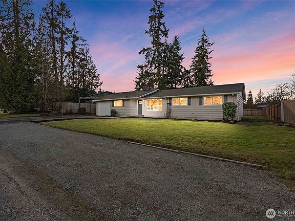 3rd image of 7808 49th Avenue E