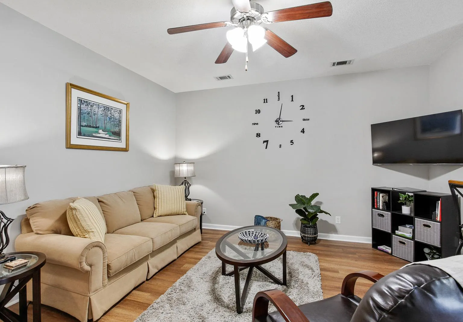 2 bed, 2.5 bath, 1564 sqft, $1,700 — Photo 2