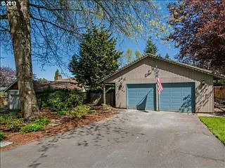 7164 SW Hyland Way photo 1
