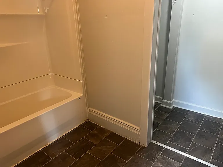 536 Tiffin Ave #A — Photo 9
