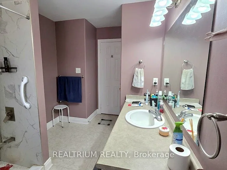 63 Westminster Cir — Photo 21