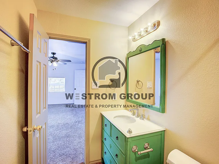 1308 Marshalldale Dr — Photo 41