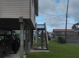 16515 Jean Lafitte Rd, Jamaica Beach, TX 77554