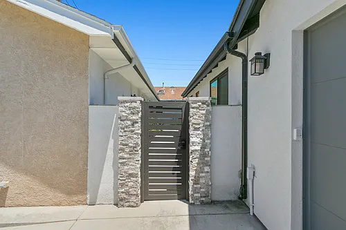 1833 Pomona Ave #B Photo 1 1833 Pomona Ave #B Photo 1