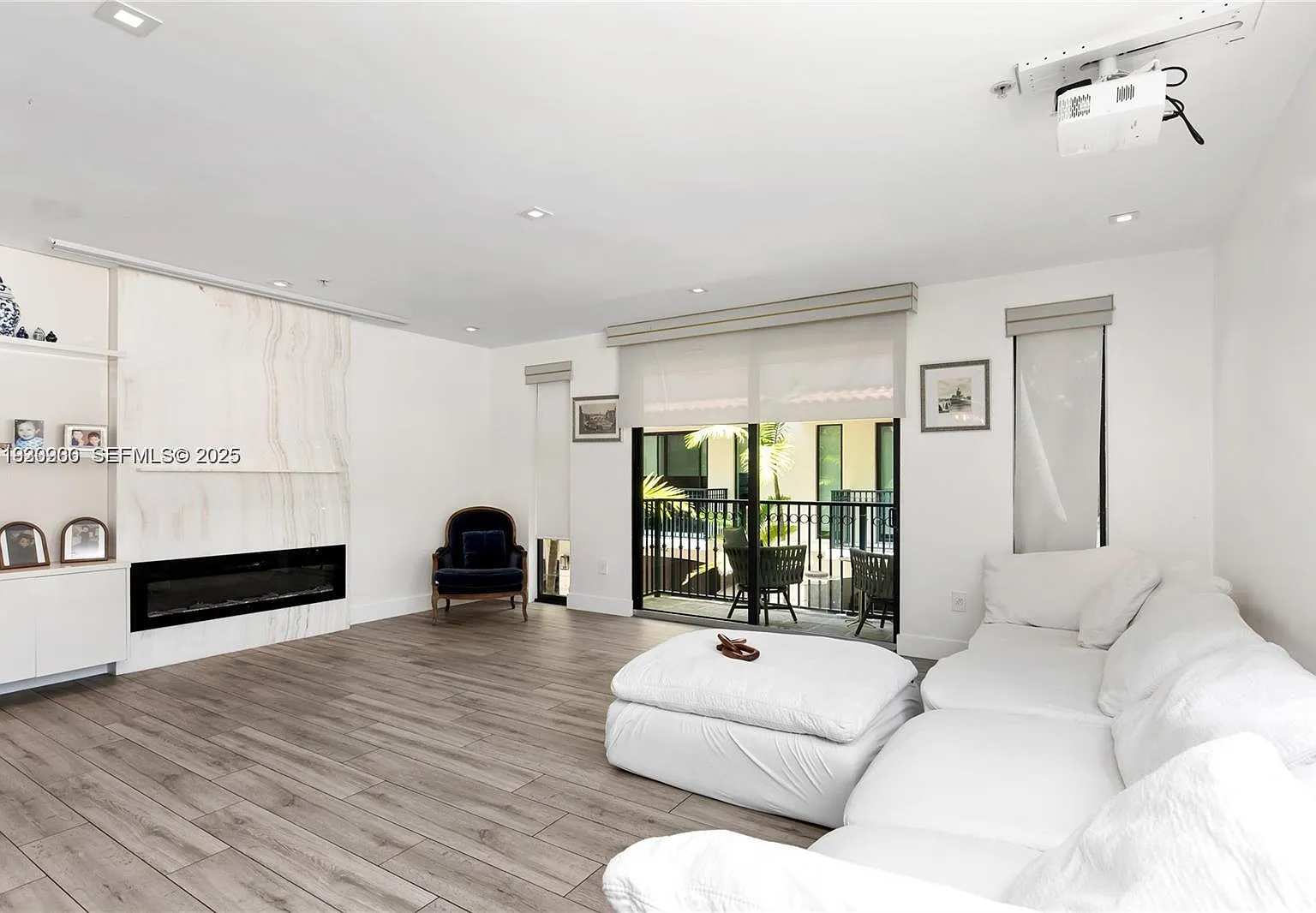 5 bed, 2624 sqft, $14,000 — Photo 3