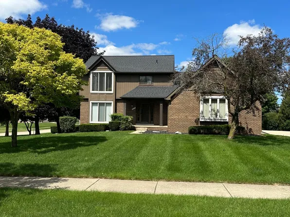 6404 Denton Dr, Troy, MI 48098