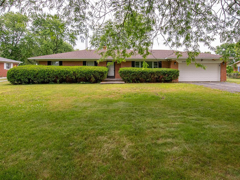 1st image of 2305 Lee Dr