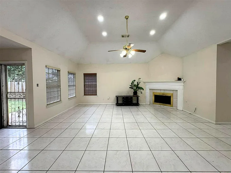 13607 Sable Ln — Photo 12