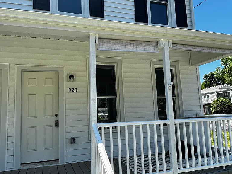 517 Aiken Ave #523 — Photo 1