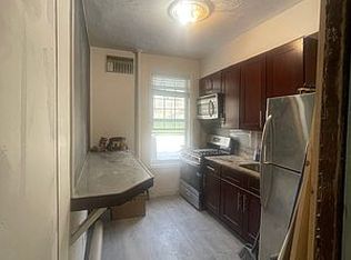 30-41 43rd St #2, Astoria, NY