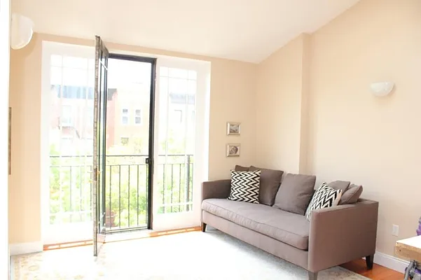 Rented by Corcoran | media 17