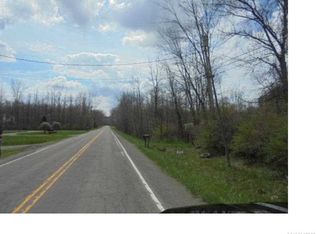 4392 Purdy Rd, Lockport, NY 14094