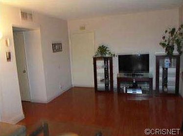 5th image of 5403 Newcastle Ave APT 44