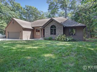 4045 W Duck Lake Rd, Whitehall, MI 49461