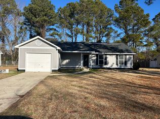 2413 Saddleridge Dr, Midway Park, NC 28544