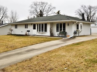 116 Webster Ln, Schaumburg, IL 60193