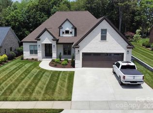 4318 Holly Cir NE, Conover, NC 28613