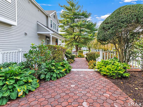 4th image of 227 Mayfield Drive #227